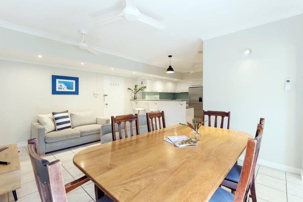 ポートダグラス Garrick Houseアパートホテル エクステリア 写真